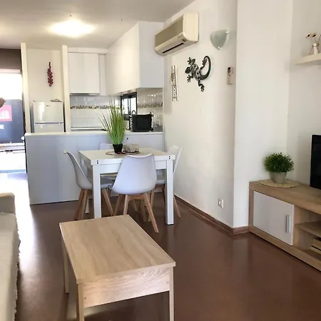 Cala'n Bosch Apartment *